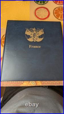 Album Safe DeFrance 2004/2005, Avec tout les timbres Neufs des années Citées