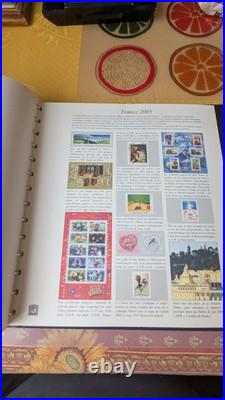 Album Safe DeFrance 2004/2005, Avec tout les timbres Neufs des années Citées