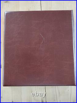 Album Safe rouge foncé Années 1966 à 1977 complet Pages n°23 à 40 puis n°1 à 44