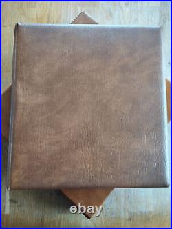 Album timbre Lindner marron avec étui carnets année 1952 à 2006 Bon état complet
