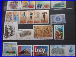 FRANCE ANNEE 2006 complète 135 timbres NEUFS MNH COTE 320e A SAISIR