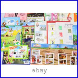 Lot De Timbres Et Blocs Neufs En Euros Pour Vos Courriers / Collection Vf 755