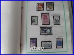 Lot de timbres neufs en Francs Affranchissement total 4385 FRANCS / Soit 668