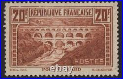 Timbre France Neuf N 262 Pont Du Gard Ref 951